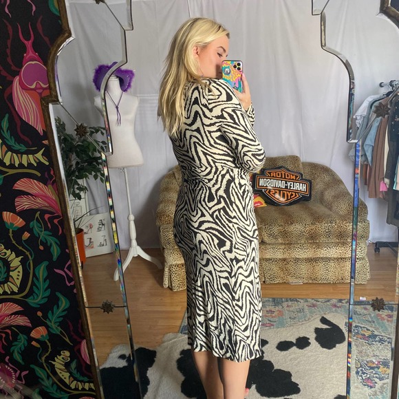 Topshop Printed V-Neck Front Slit Midi Dress Brown Size 8 - Picture 2 of 4